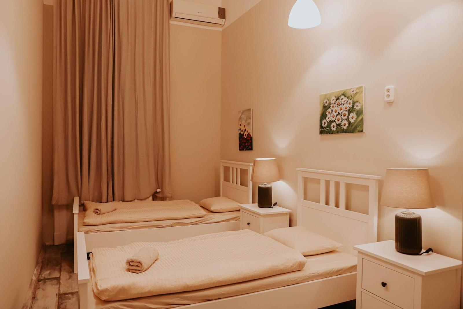 Rooms For Rent In Centre Budapest Eksteriør billede