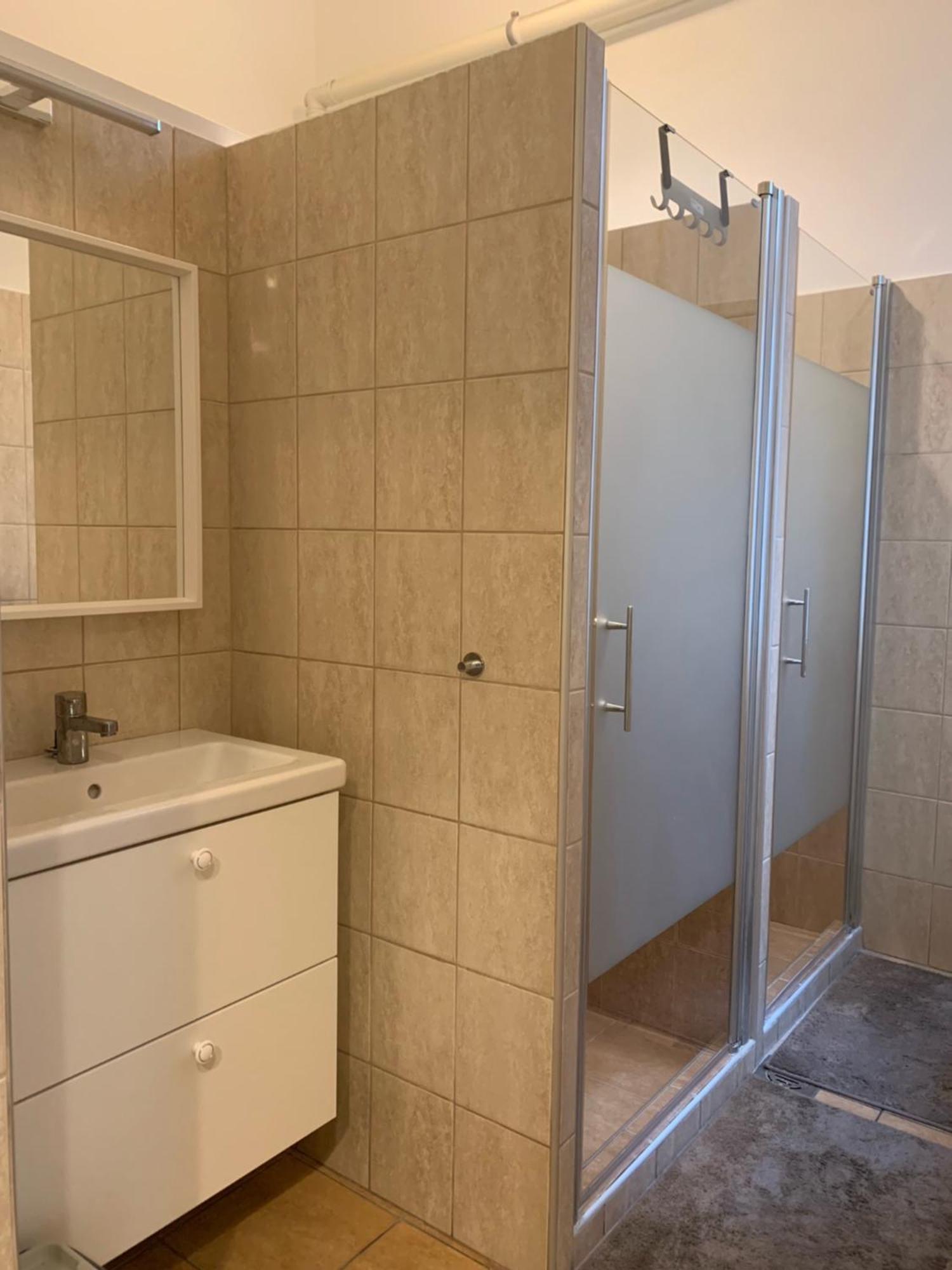 Rooms For Rent In Centre Budapest Eksteriør billede